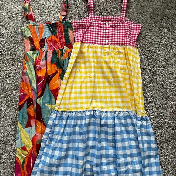Bundle of 2 Girls Dresses - Picture 1 of 6